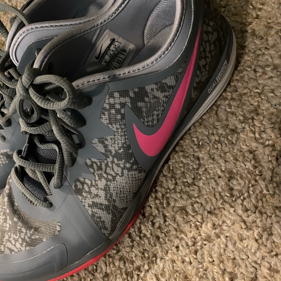 Women’s Nike Training Shoes - Picture 3 of 6